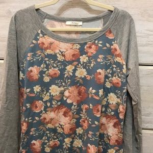 Long sleeve floral top